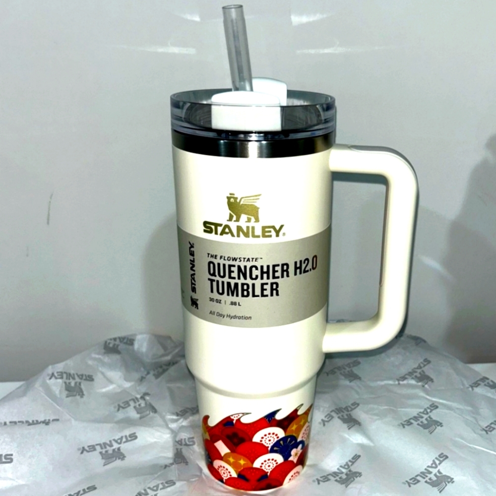 Stanley - THE LUNAR NEW YEAR LIMITED EDITION QUENCHER H2.0 FLOWSTATE| 30 OZ